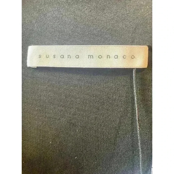 NWT Susana Monaco Short Sleeve Plunging V-Neck Flutter Bodysuit Black Size L - Picture 10 of 10